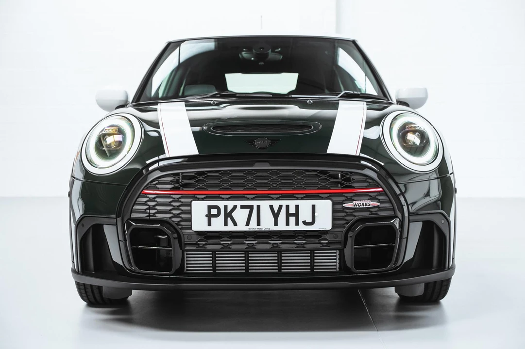 2021 Mini Mini John Cooper Works 3rd Gen - Image 2 of 31