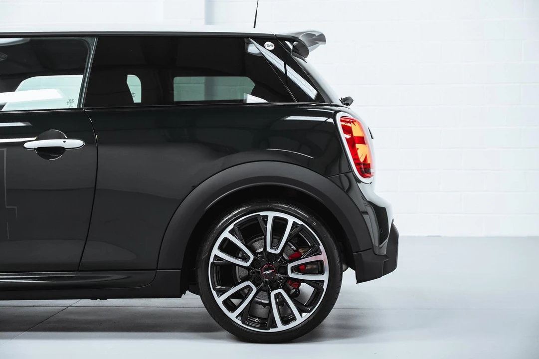 2021 Mini Mini John Cooper Works 3rd Gen - Image 25 of 31