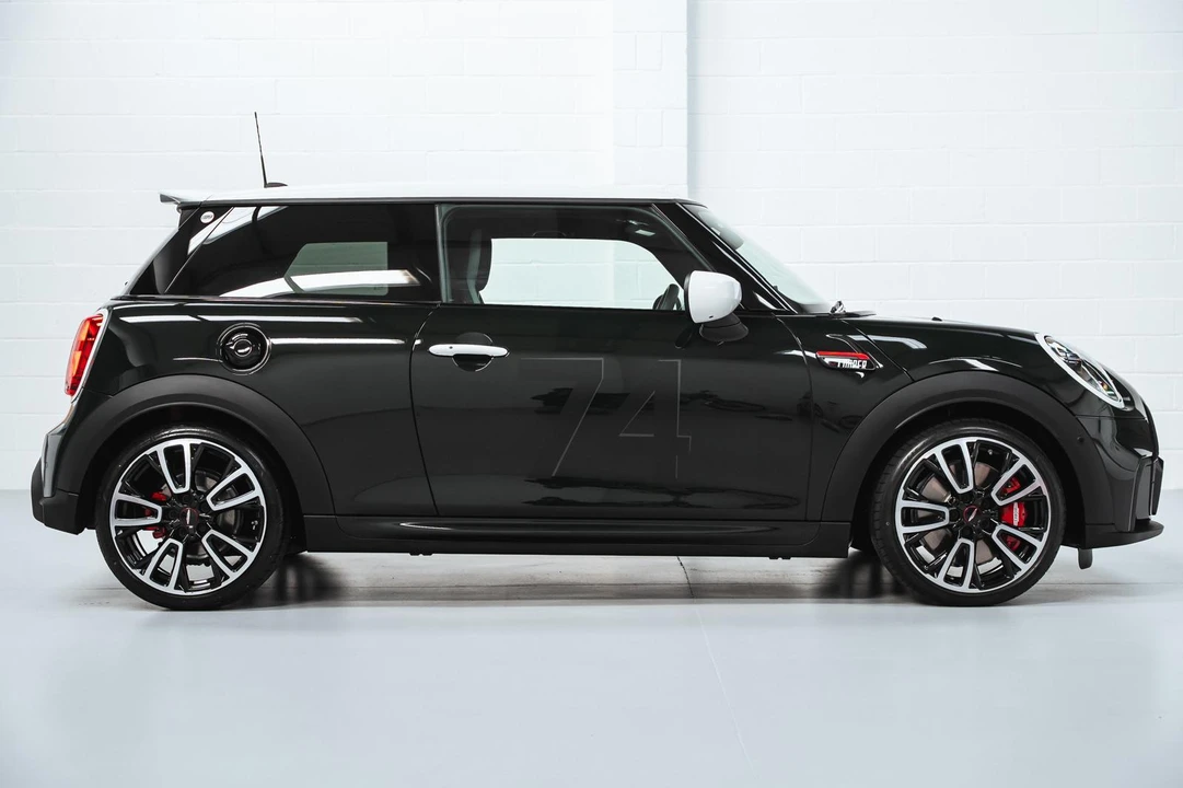 2021 Mini Mini John Cooper Works 3rd Gen - Image 4 of 31