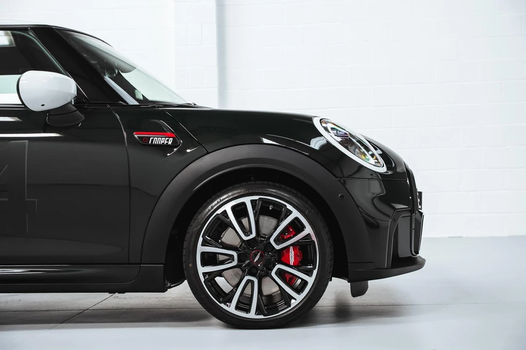 2021 Mini Mini John Cooper Works 3rd Gen - Image 28 of 31