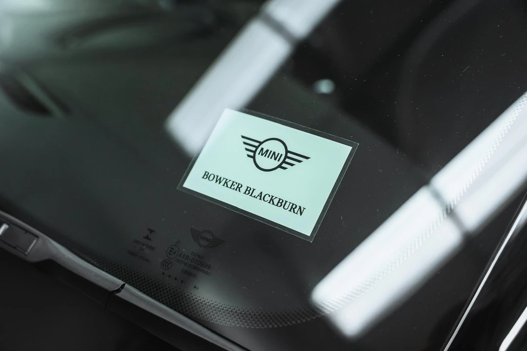 2021 Mini Mini John Cooper Works 3rd Gen - Image 16 of 31