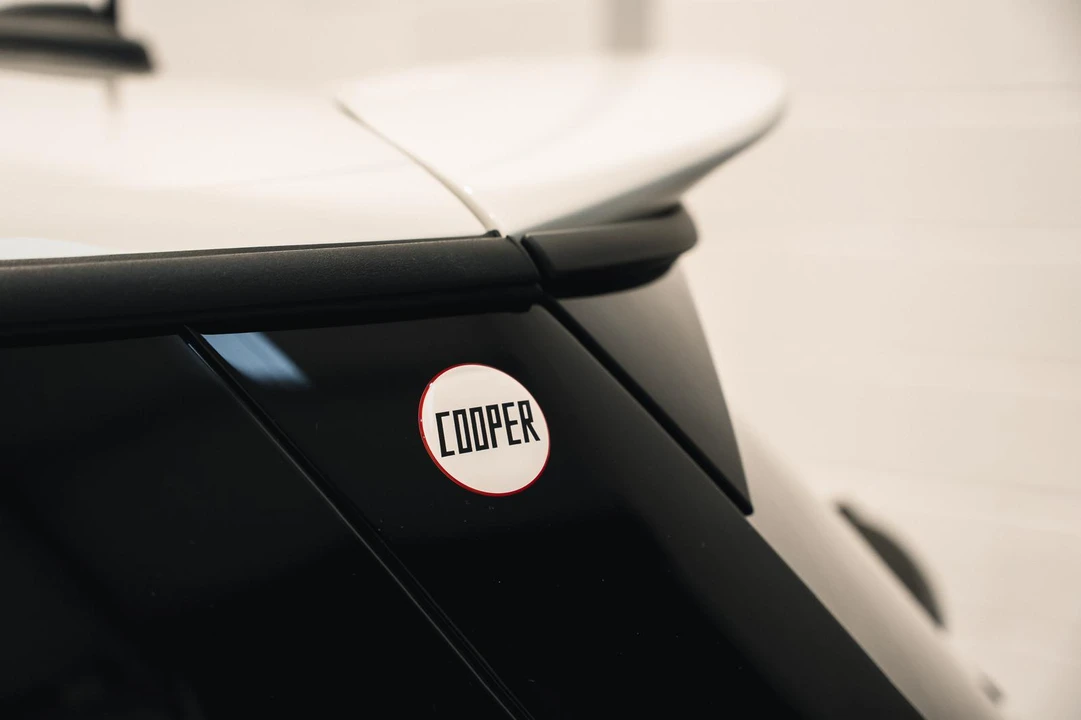 2021 Mini Mini John Cooper Works 3rd Gen - Image 23 of 31