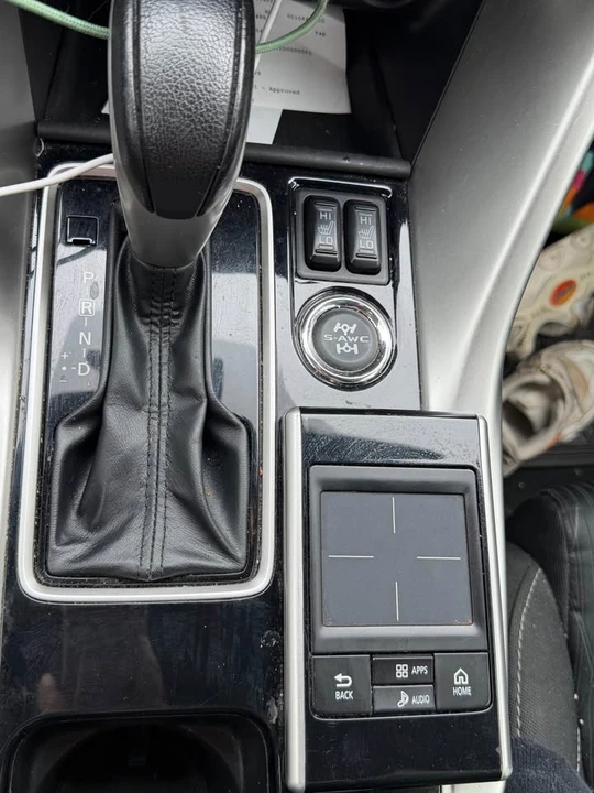 2021 Mitsubishi Eclipse Cross - Image 10 of 12