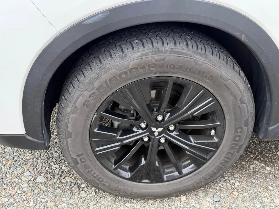 2021 Mitsubishi Eclipse Cross - Image 6 of 12