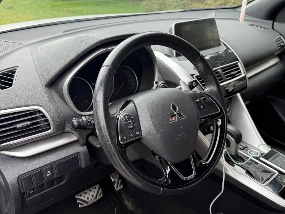 2021 Mitsubishi Eclipse Cross - Image 5 of 12
