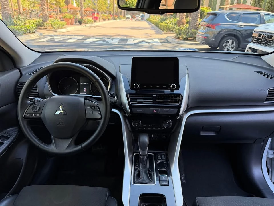 2021 Mitsubishi Eclipse - Image 14 of 18