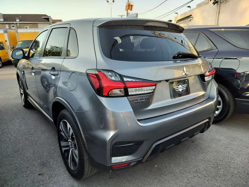 2021 Mitsubishi Outlander - Image 5 of 19