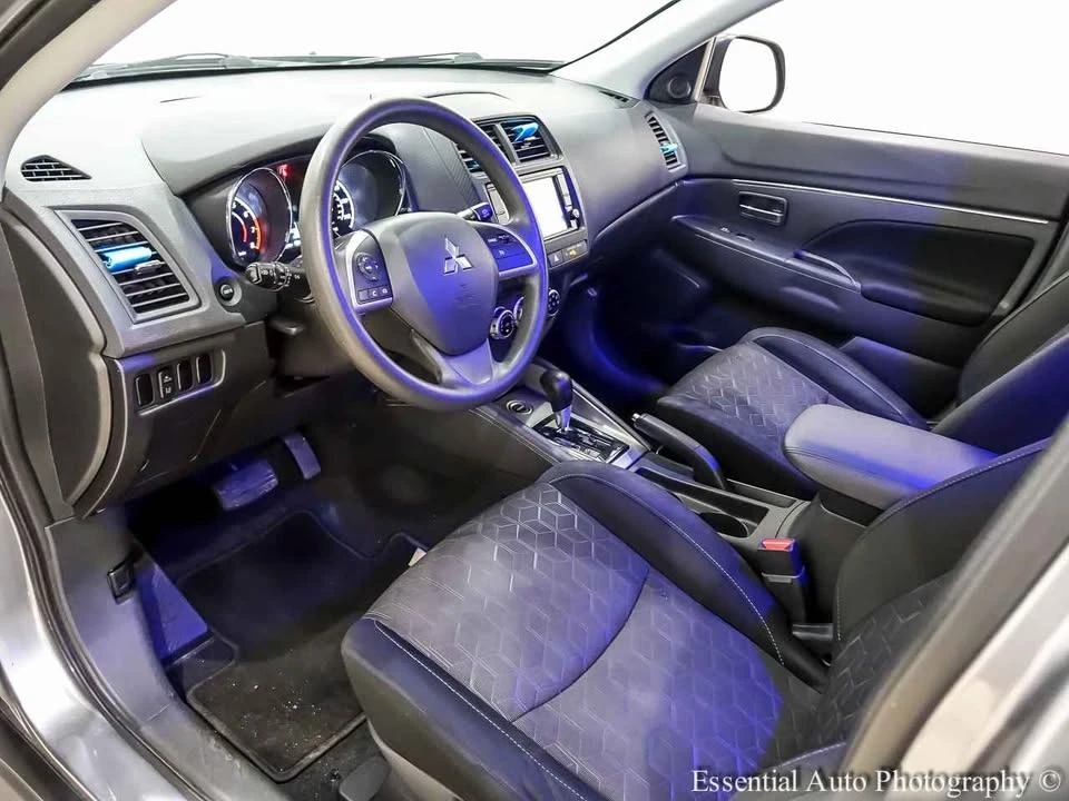 2021 Mitsubishi Outlander - Image 7 of 19