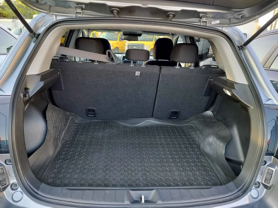 2021 Mitsubishi Outlander - Image 18 of 19