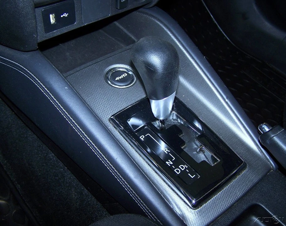 2021 Mitsubishi Outlander - Image 11 of 12