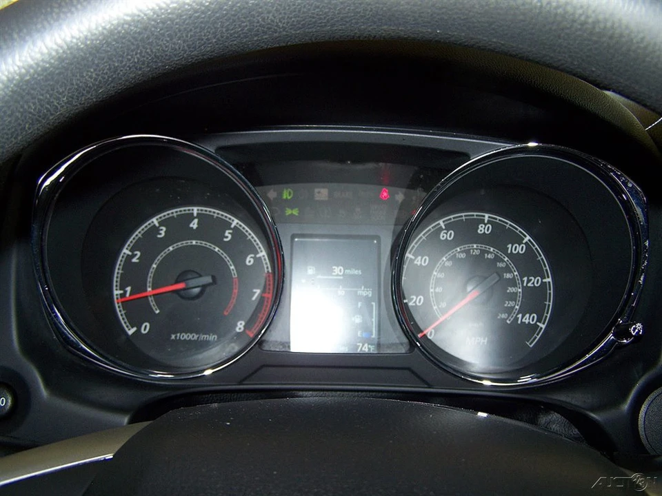 2021 Mitsubishi Outlander - Image 10 of 12