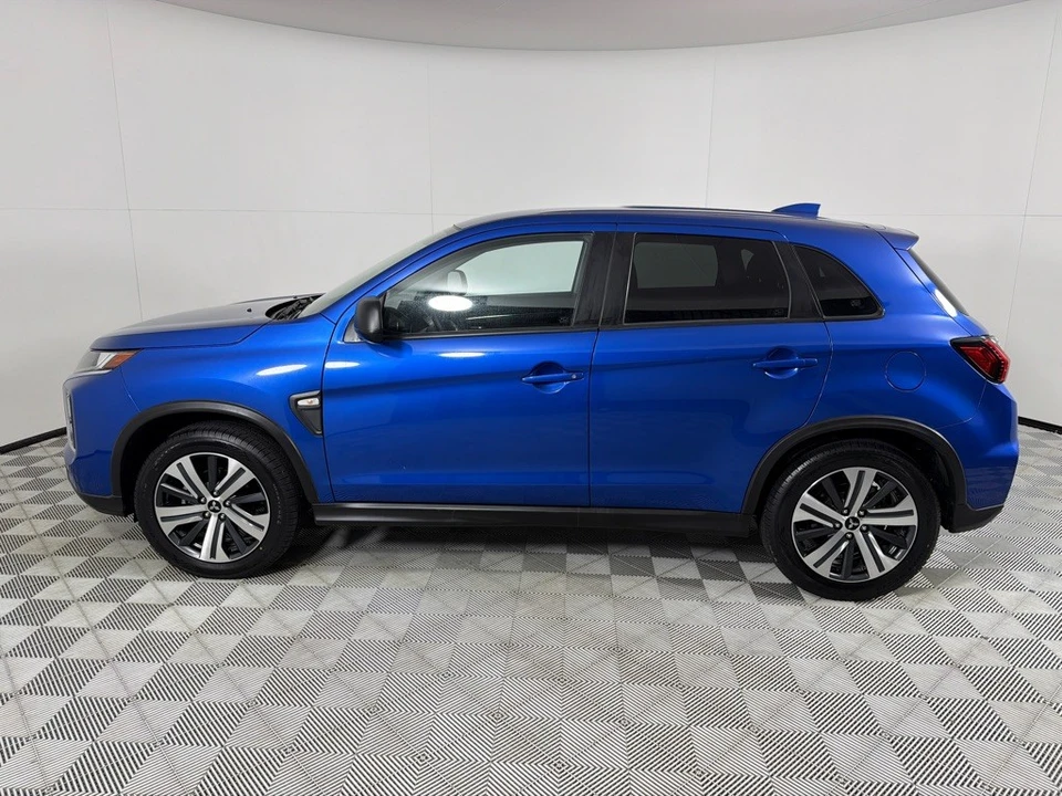 2021 Mitsubishi Outlander - Image 6 of 21