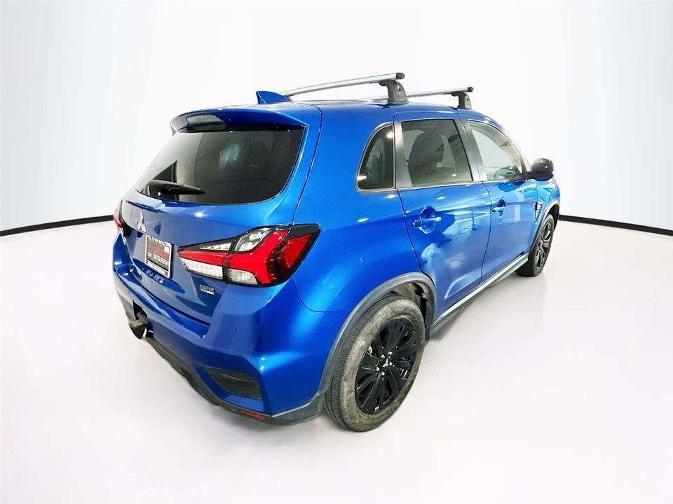2021 Mitsubishi Outlander - Image 5 of 16