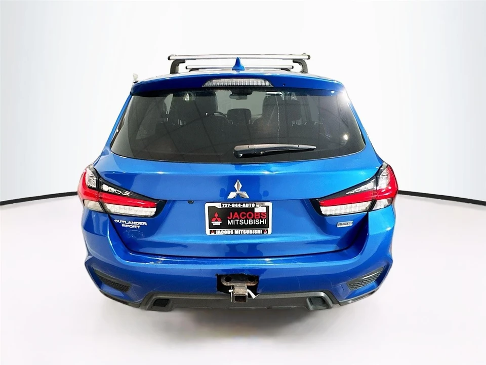 2021 Mitsubishi Outlander - Image 4 of 16
