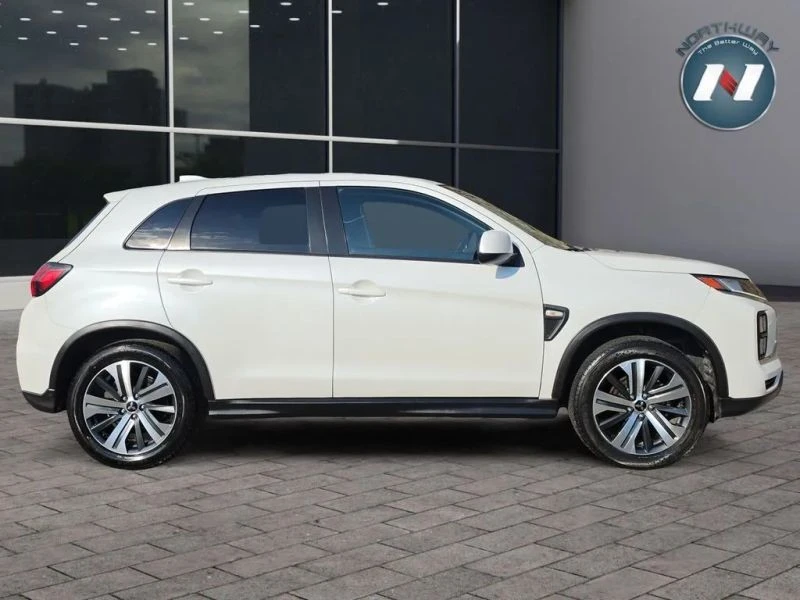 2021 Mitsubishi Outlander - Image 6 of 12