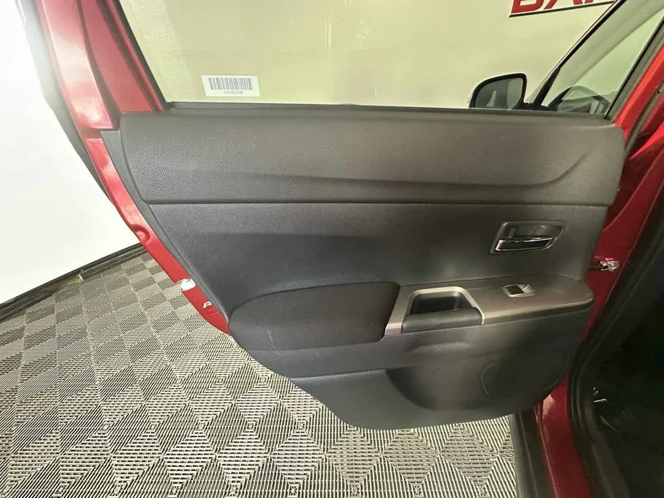 2021 Mitsubishi Outlander - Image 19 of 21