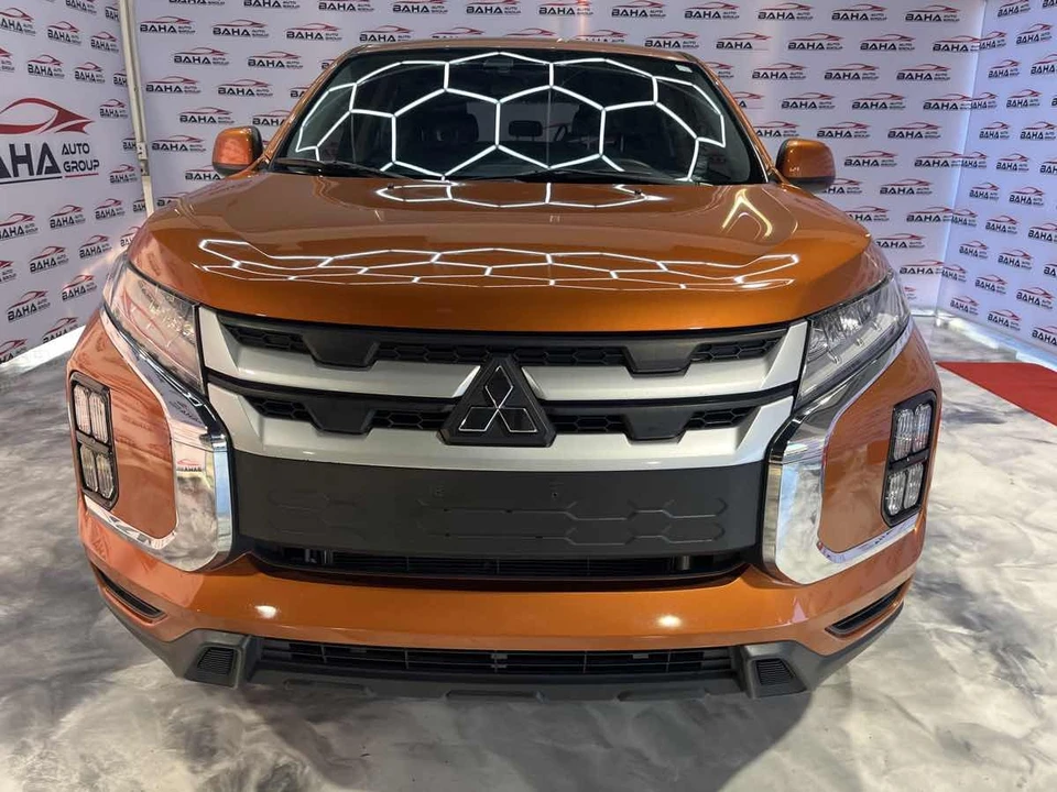 2021 Mitsubishi Outlander - Image 3 of 21