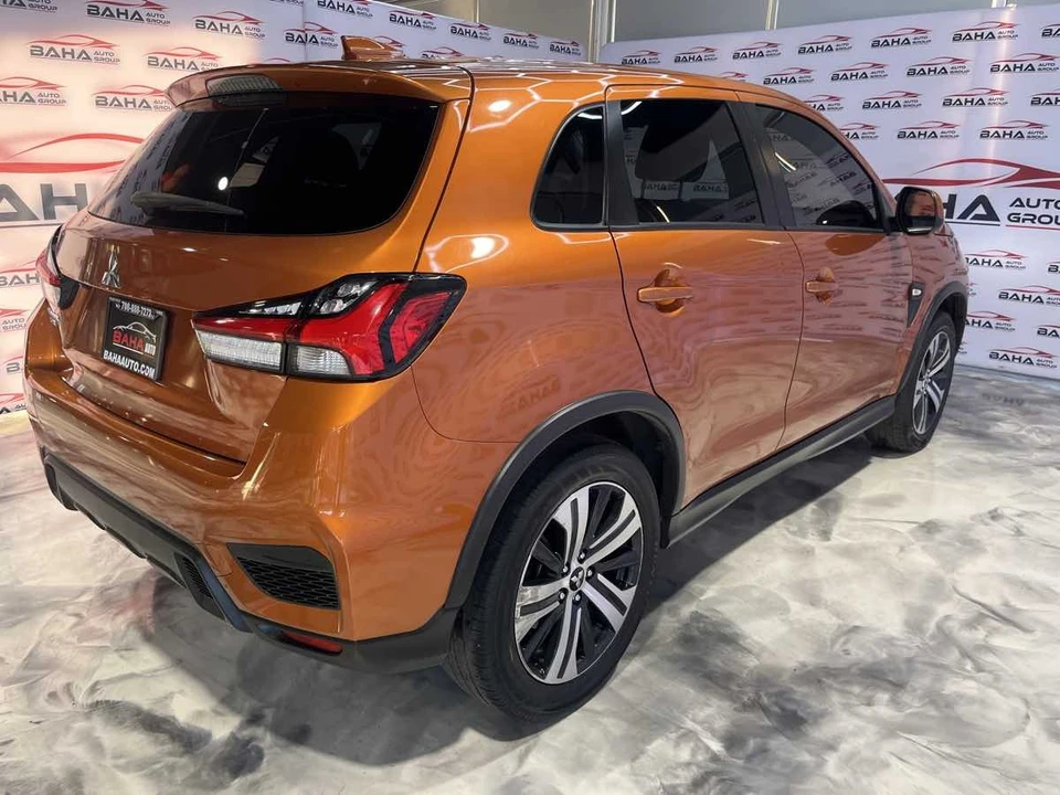 2021 Mitsubishi Outlander - Image 6 of 21