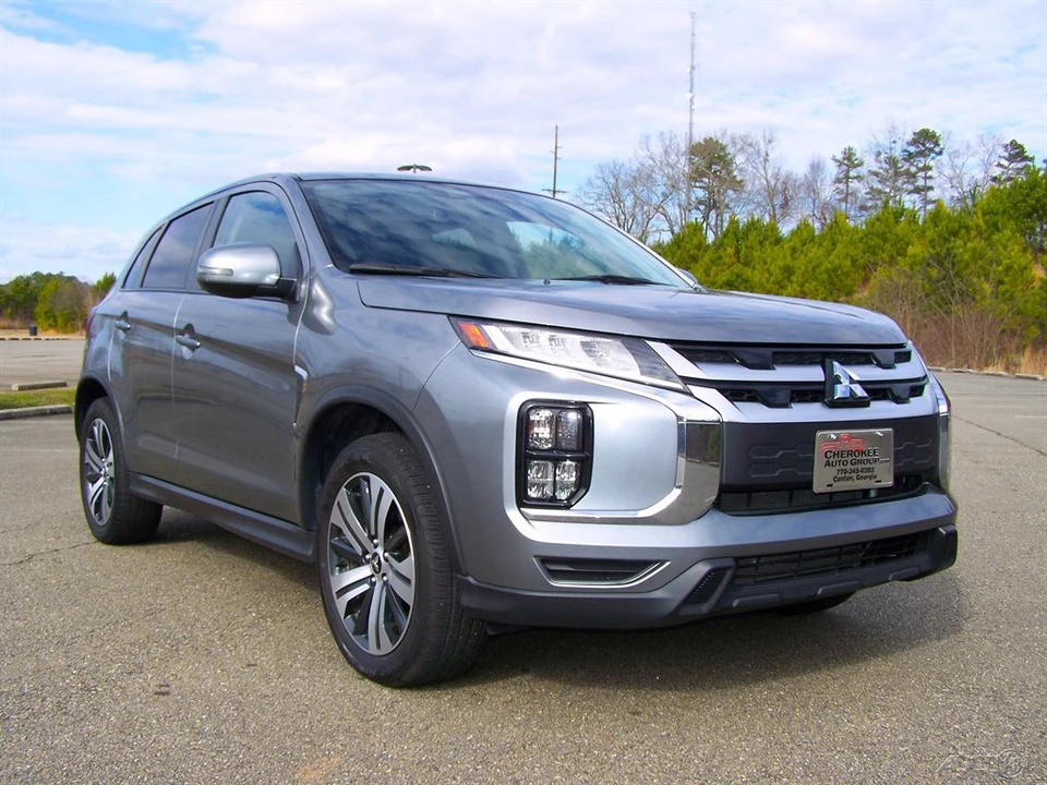 2021 Mitsubishi Outlander - Image 5 of 12