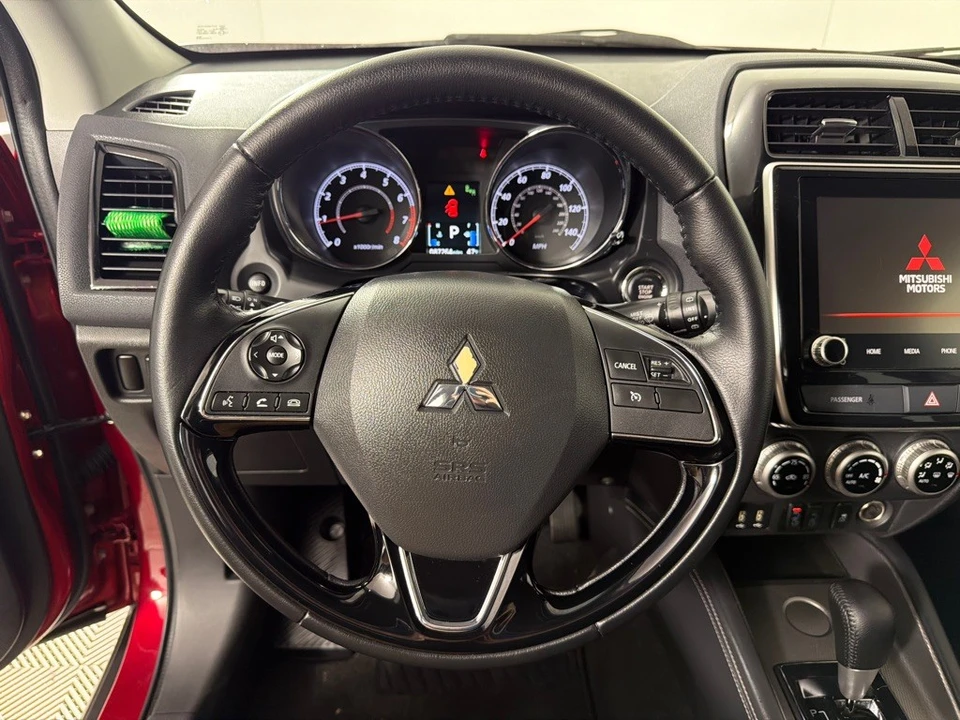 2021 Mitsubishi Outlander - Image 15 of 21