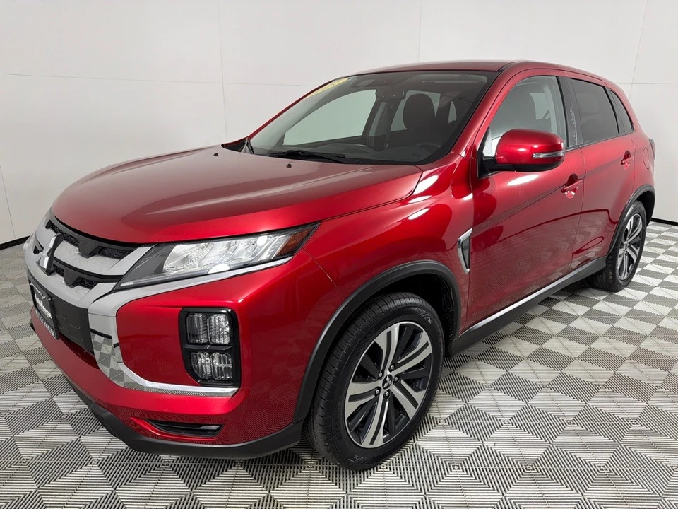 2021 Mitsubishi Outlander - Image 9 of 21