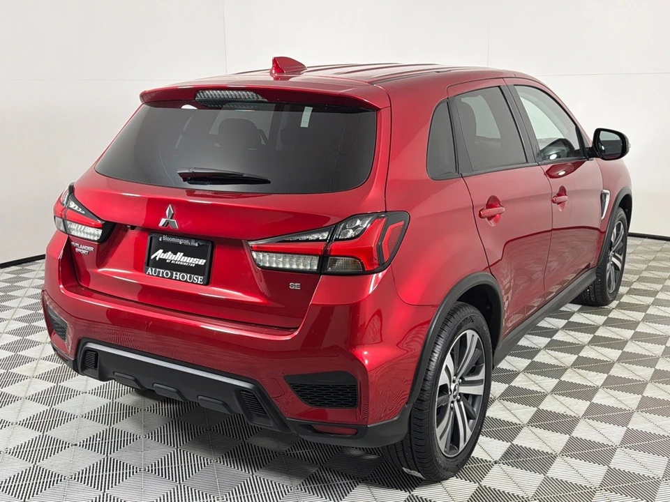 2021 Mitsubishi Outlander - Image 5 of 21
