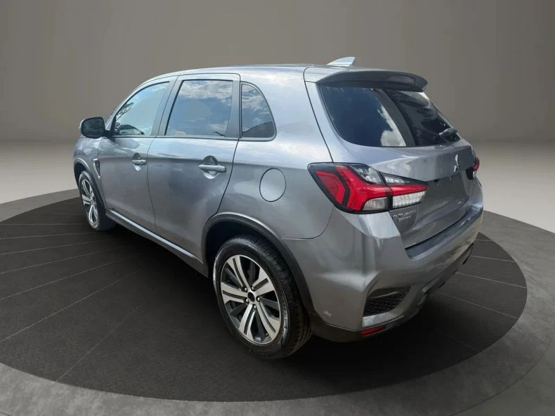 2021 Mitsubishi Outlander - Image 7 of 12