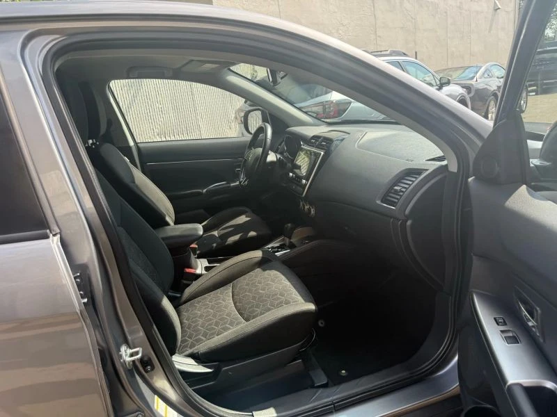 2021 Mitsubishi Outlander - Image 12 of 12
