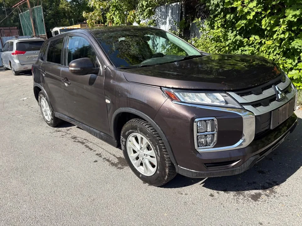2021 Mitsubishi RVR - Image 2 of 8