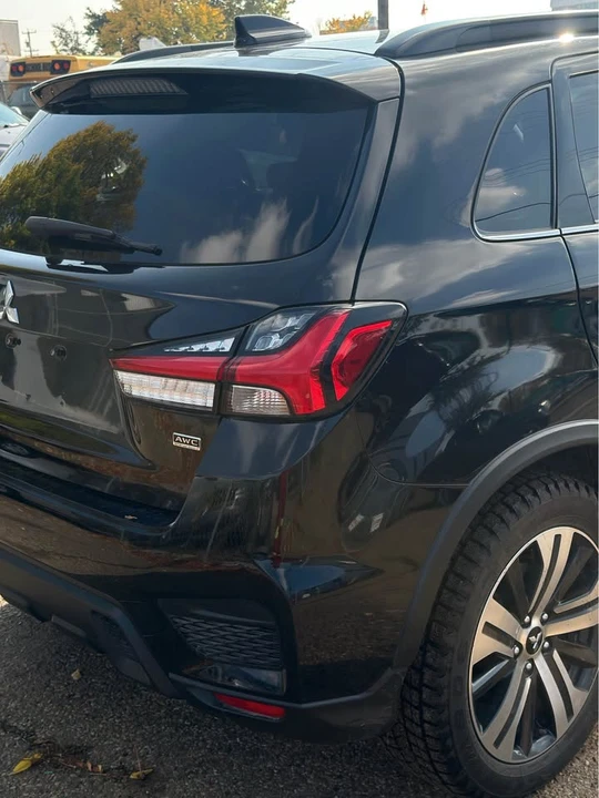 2021 Mitsubishi RVR - Image 5 of 17