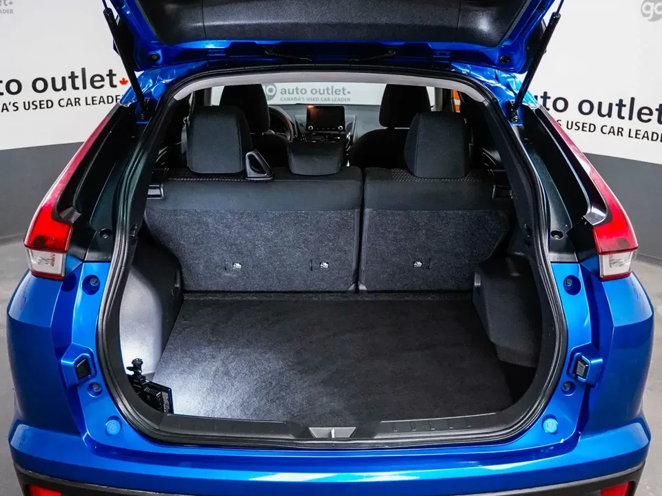2021 Mitsubishi Eclipse Cross - Image 9 of 14