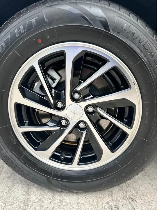 2021 Mitsubishi Eclipse Cross - Image 17 of 18