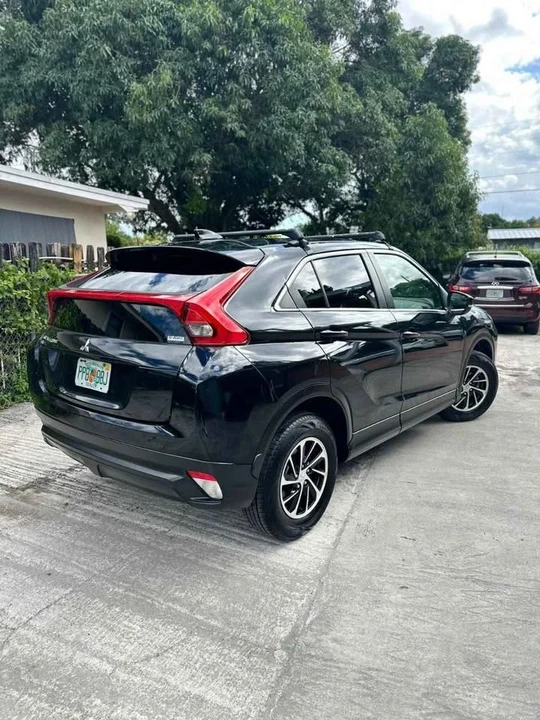 2021 Mitsubishi Eclipse Cross - Image 6 of 14