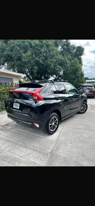 2021 Mitsubishi Eclipse Cross - Image 4 of 12