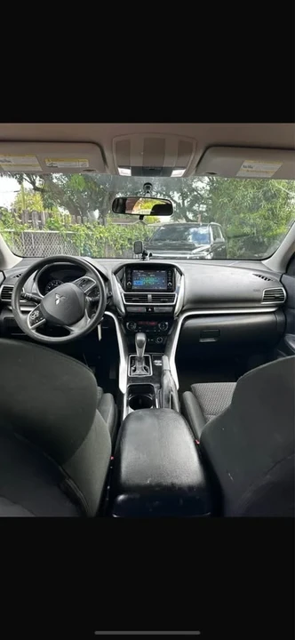 2021 Mitsubishi Eclipse Cross - Image 11 of 12