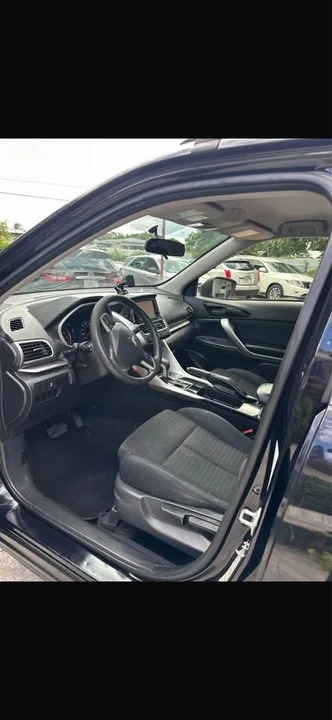 2021 Mitsubishi Eclipse Cross - Image 6 of 12