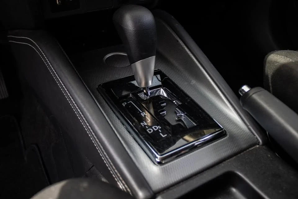2021 Mitsubishi Outlander - Image 14 of 14