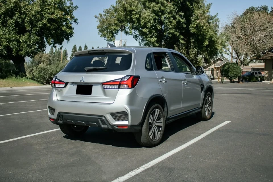 2021 Mitsubishi Outlander - Image 6 of 14