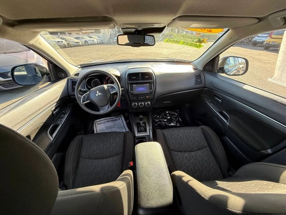 2021 Mitsubishi Outlander - Image 19 of 20