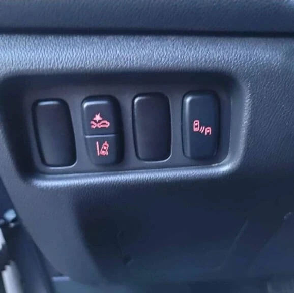 2021 Mitsubishi Outlander - Image 17 of 17