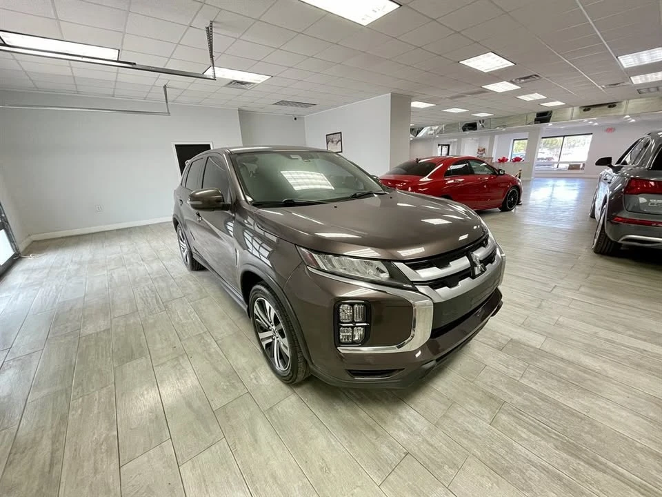 2021 Mitsubishi Outlander - Image 7 of 20