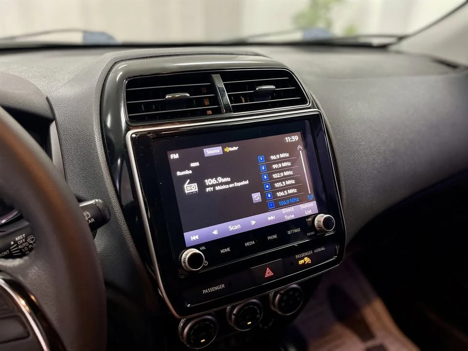 2021 Mitsubishi Outlander - Image 12 of 20