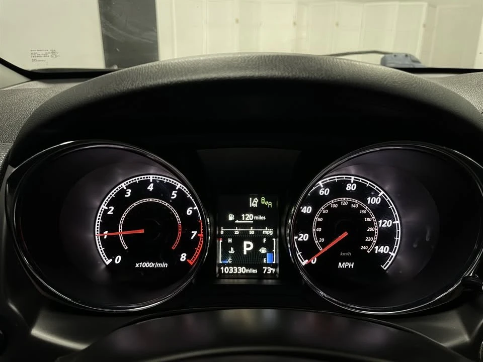 2021 Mitsubishi Outlander - Image 11 of 20