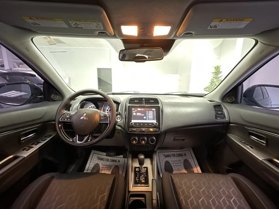 2021 Mitsubishi Outlander - Image 15 of 20