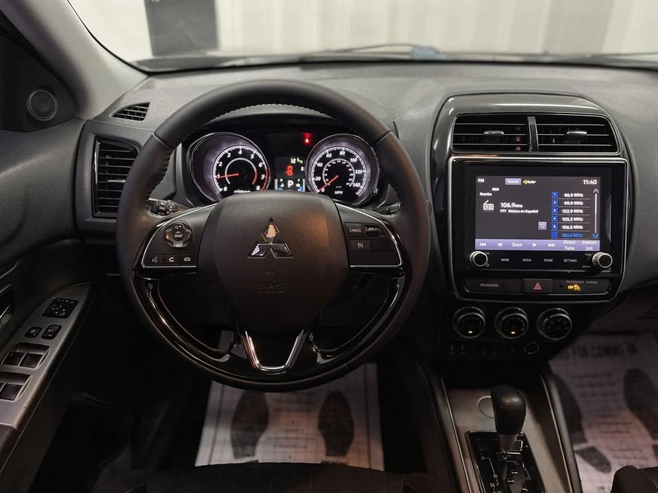 2021 Mitsubishi Outlander - Image 16 of 20
