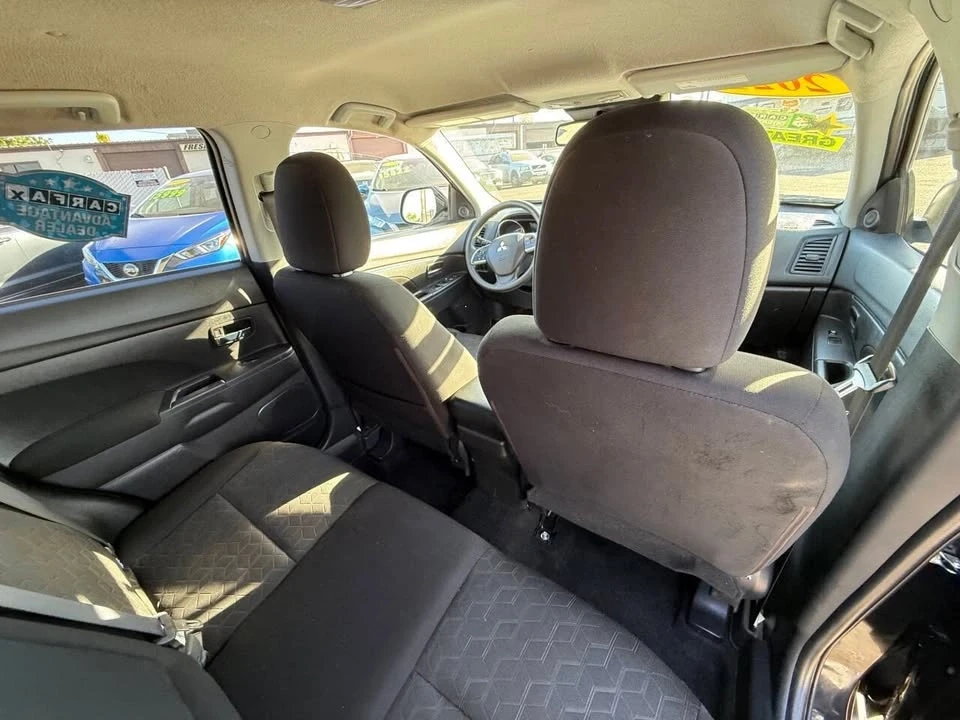 2021 Mitsubishi Outlander - Image 20 of 20