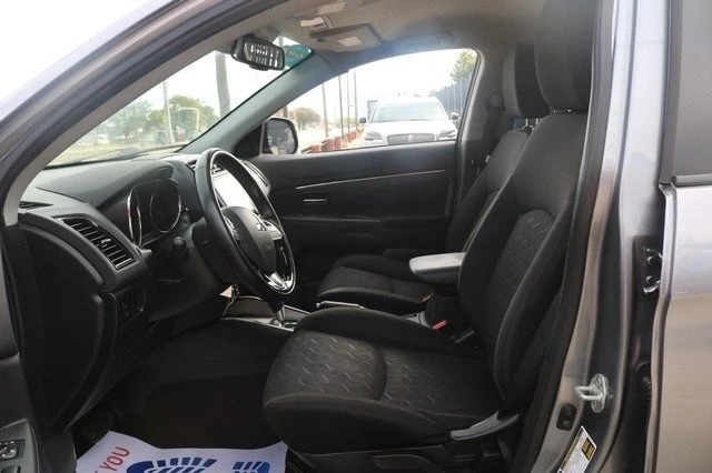 2021 Mitsubishi Outlander - Image 6 of 15