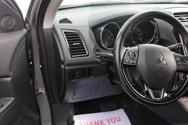 2021 Mitsubishi Outlander - Image 14 of 15