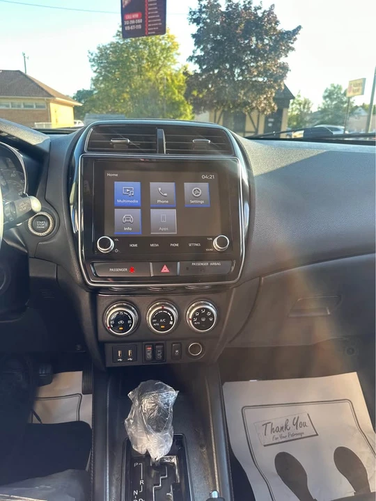 2021 Mitsubishi Outlander - Image 14 of 14