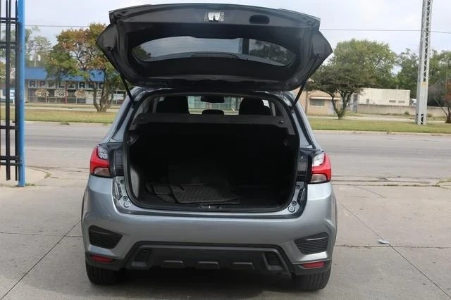 2021 Mitsubishi Outlander - Image 15 of 15